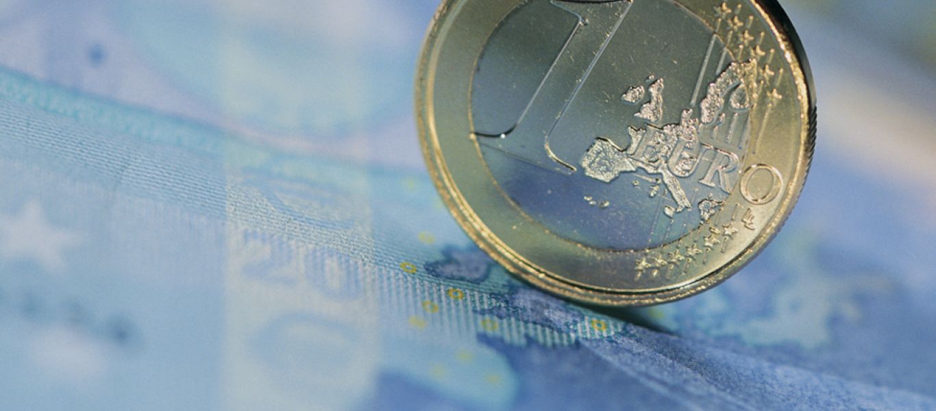 Η πτώση της τουρκικής λίρας «παρασύρει» το ευρώ