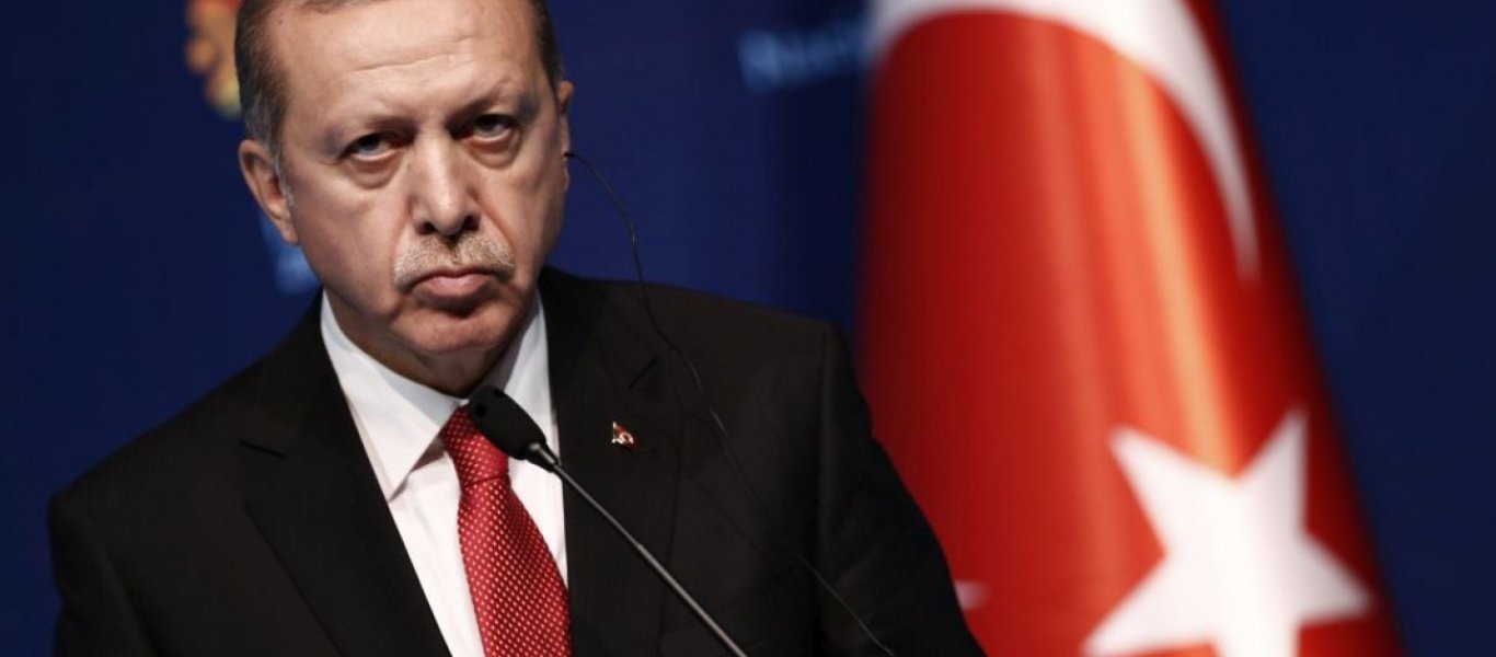 Ο Ερντογάν προχωράει σε… εισαγγελική έρευνα για την οικονομική κρίση