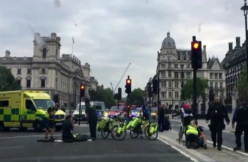 Αυτός ήταν ο δράστης της χθεσινής επίθεσης στο Λονδίνο – Βρετανός πολίτης με καταγωγή από το Σουδάν (φώτο)
