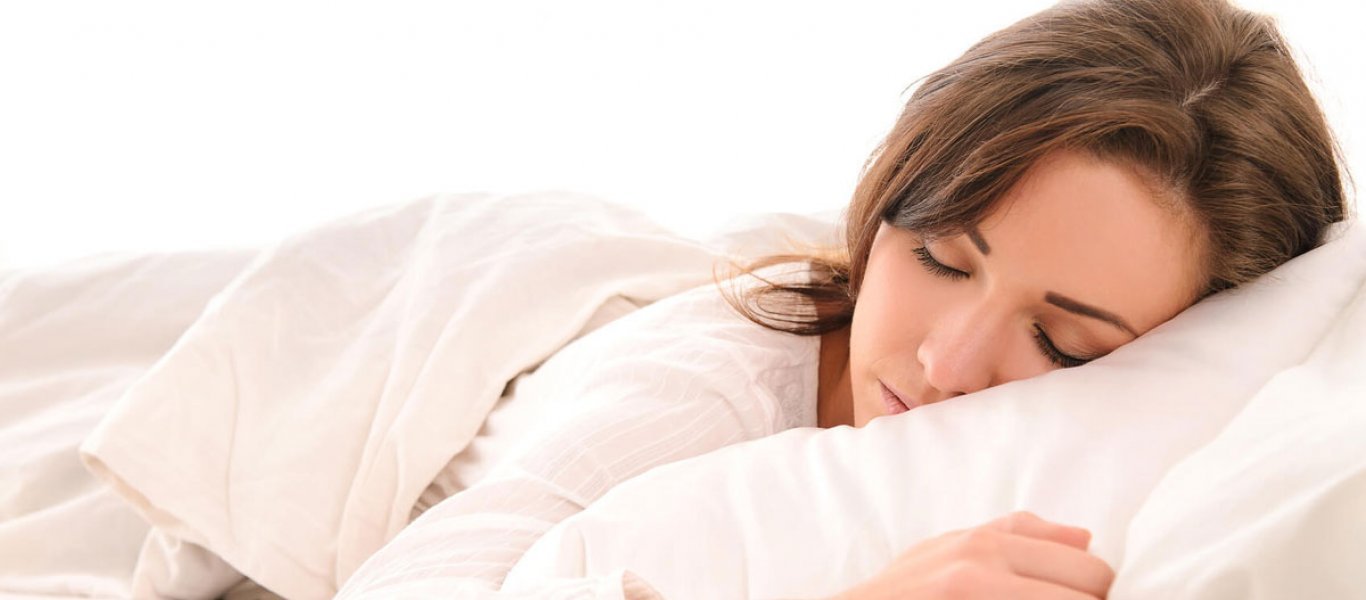 Τίναγμα στον ύπνο ή αλλιώς υπνική μυοκλονία – Δείτε γιατί μας συμβαίνει