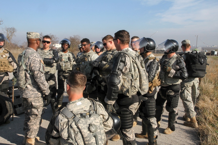 Οι ΗΠΑ ενισχύουν τη στρατιωτική τους παρουσία στο Κόσοβο