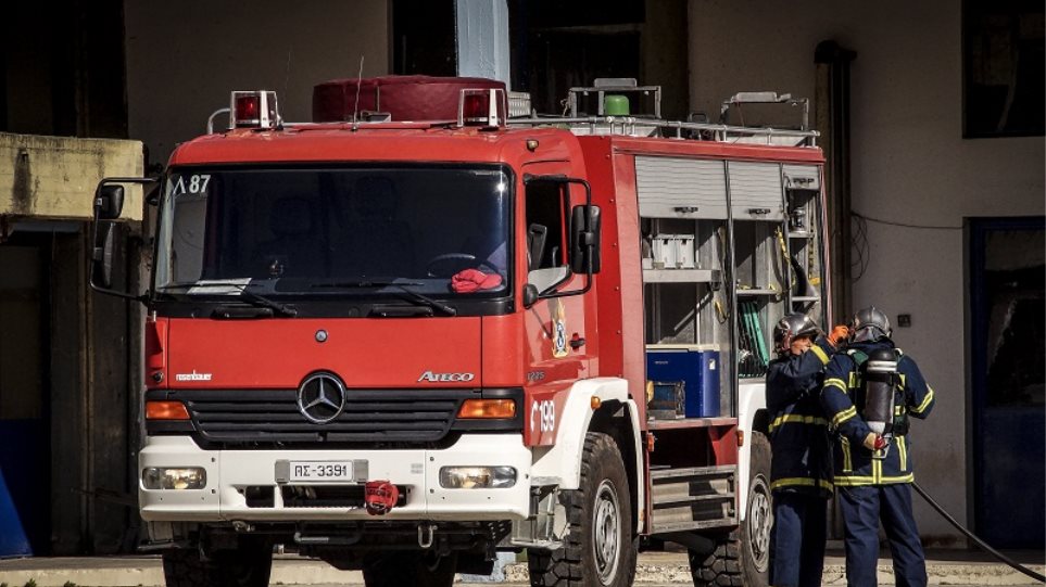 Υπό έλεγχο η φωτιά σε εταιρεία ανακύκλωσης στη Σίνδο