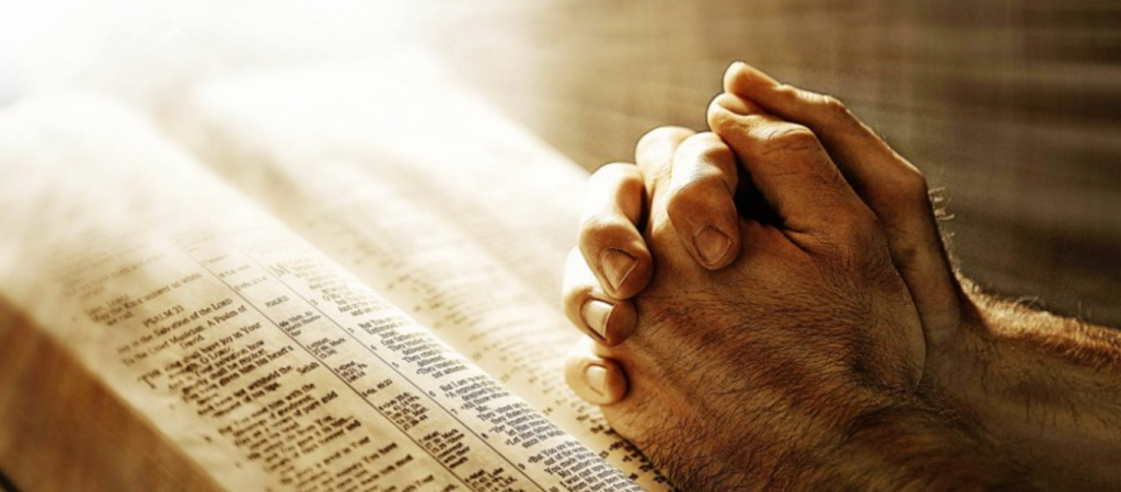 Η διαφορά της ταπεινής από την υπερήφανη Προσευχή