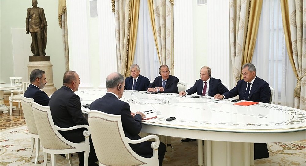 «Πολεμικό» συμβούλιο στη Μόσχα μεταξύ Ρωσίας-Τουρκίας για Συρία, S-400 και Αιγαίο!