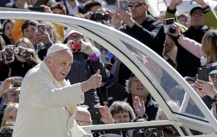 Καταγγελία κατά του Πάπα από πρώην αξιωματούχο του Βατικανού – «Από το 2013» γνώριζε για την σεξουαλική κακοποίηση