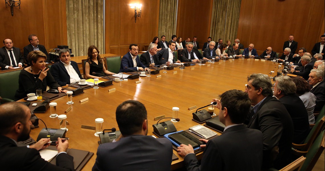 Το παρασκήνιο και η επόμενη ημέρα του ανασχηματισμού «σαλάτα» – Τα προβλήματα που δημιουργούνται