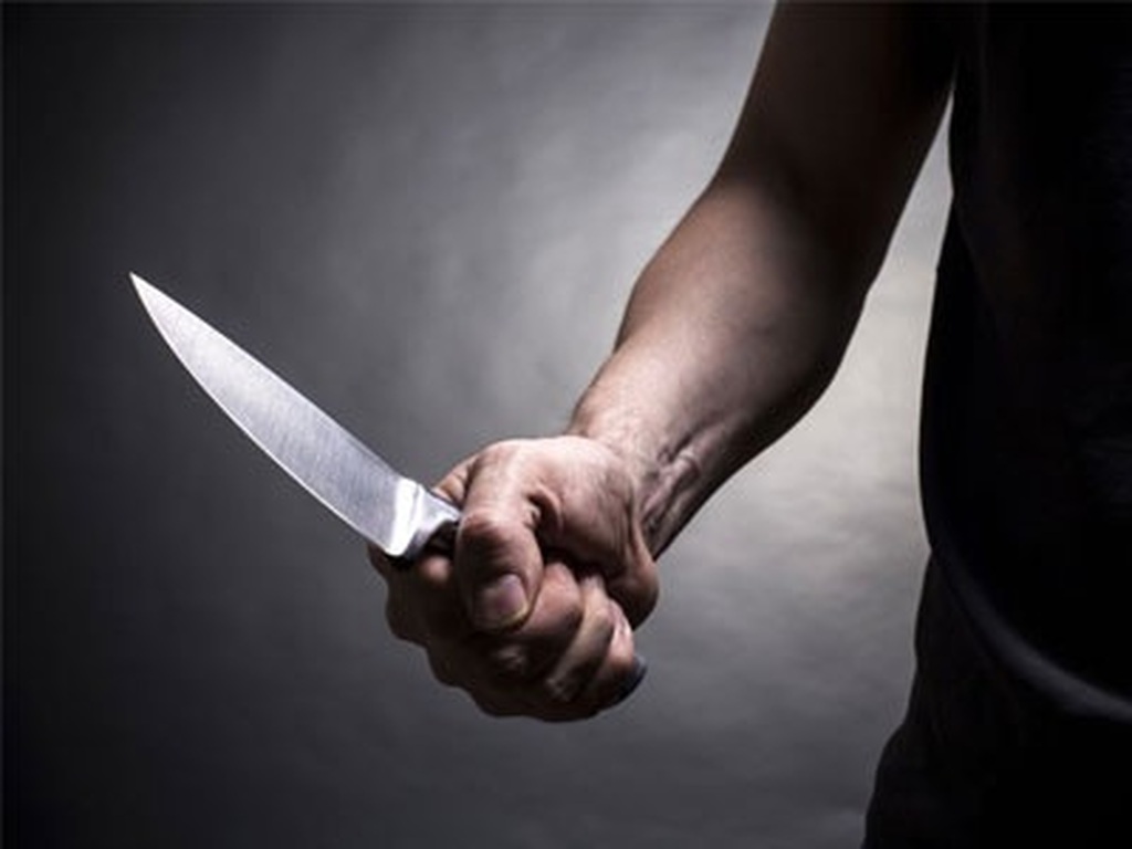 Δράμα: Επίθεση αλλοδαπών με μαχαίρι σε 52χρονο