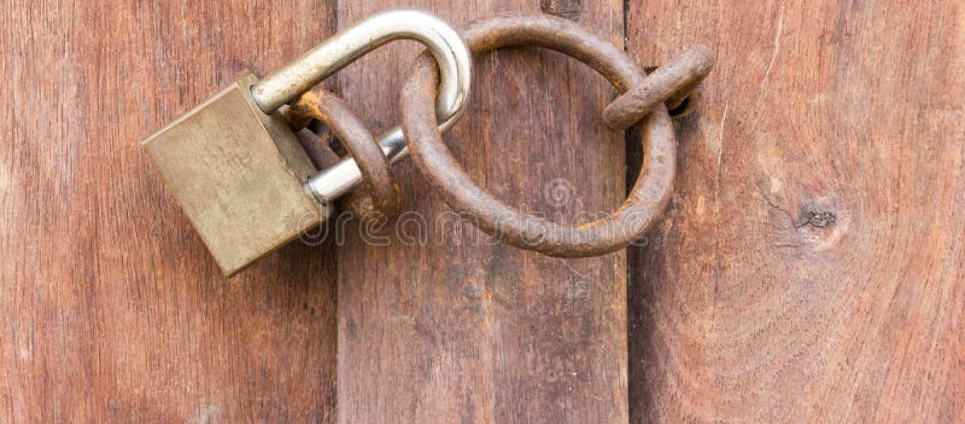 «Κλειδαμπαρωθείτε»: Έρχεται ο εφοριακός της… γειτονιάς