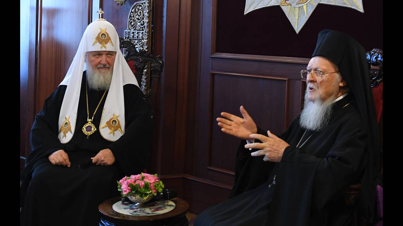 Ξέσπασε «ιερός πόλεμος» Πατριαρχείων – Μόσχα προς Κων/πολη: «Θα είμαστε σκληροί στην απάντηση μας για την Ουκρανία»