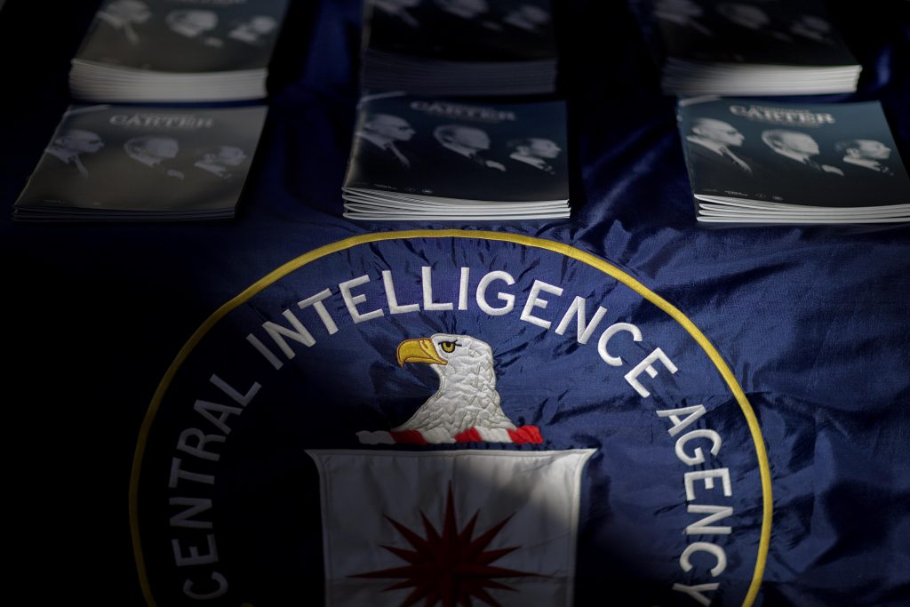 Βίντεο: Δέκα επιμελώς κρυμμένα μυστικά της CIA