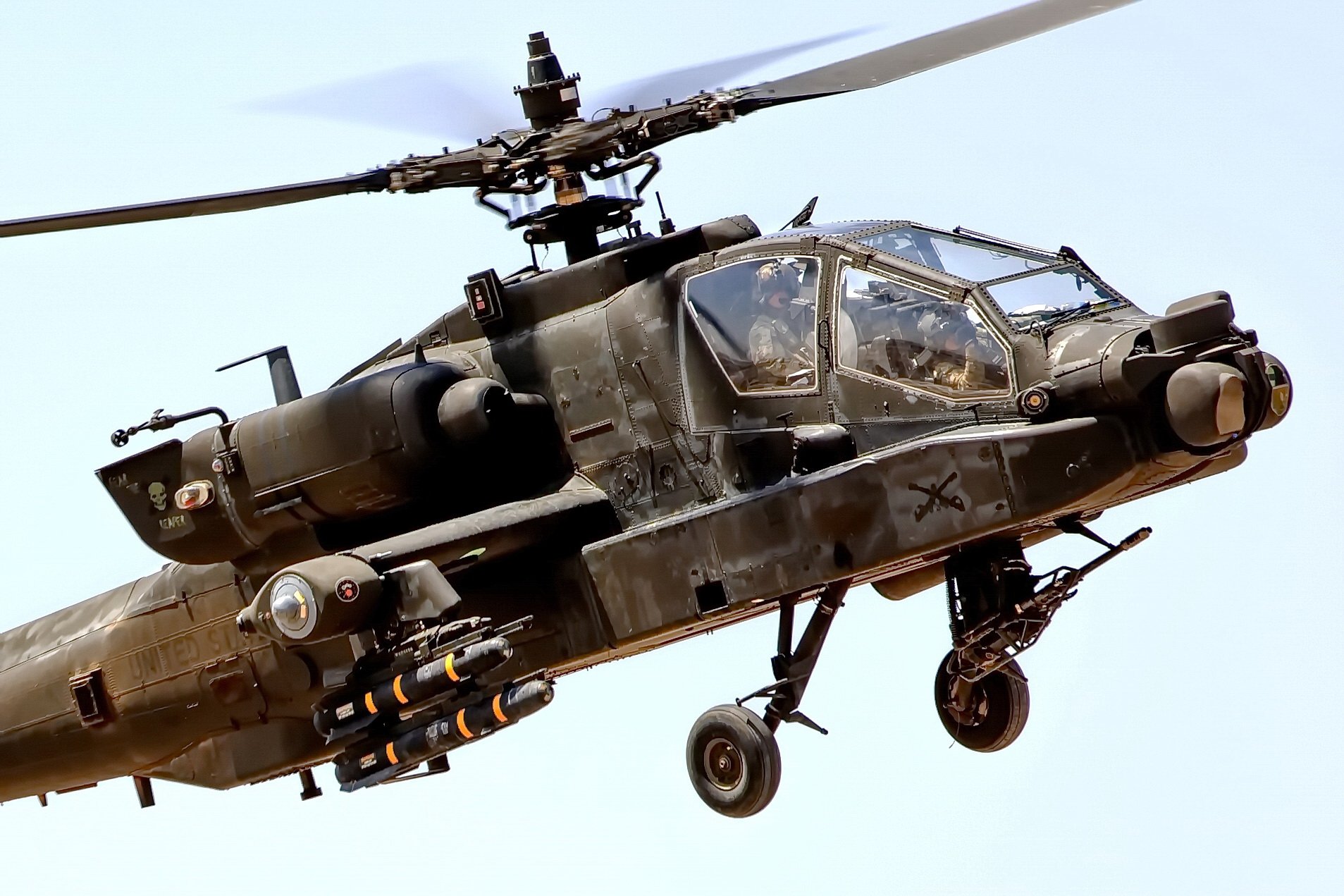 Σαράντα Apache και Blackhawk έρχονται στο Στεφανοβίκειο – Ειδικές δυνάμεις από την Ελλάδα και τις ΗΠΑ στη Σούδα