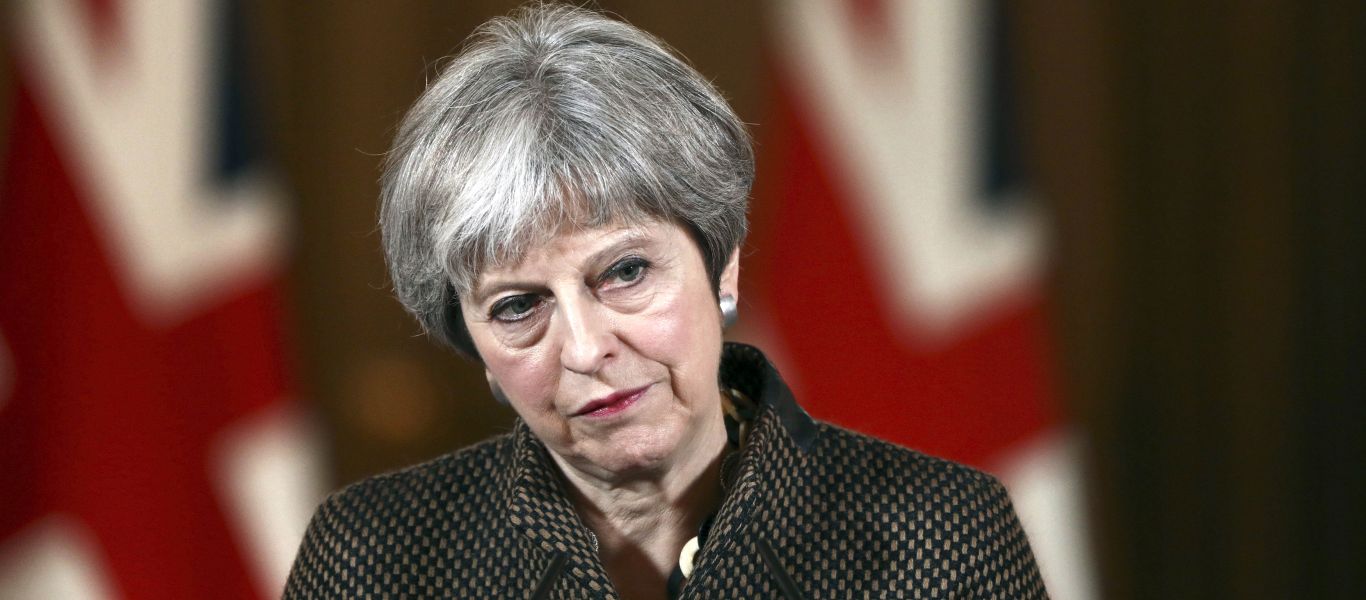 Τερέζα Μέι: Με ή χωρίς συμφωνία θα προχωρήσει το  Brexit