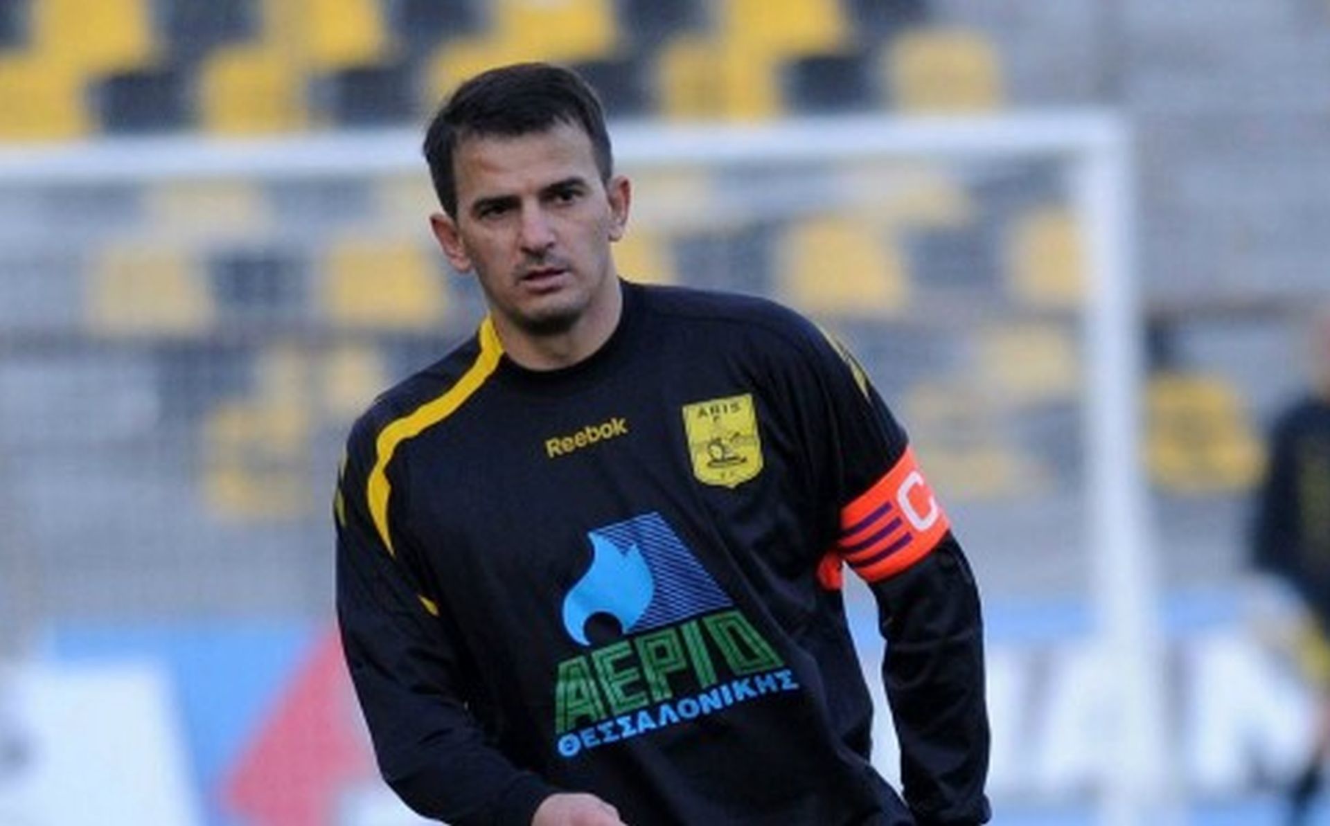 Ο παλαίμαχος ποδοσφαιριστής Νίκος Κυζερίδης «νίκησε» τον καρκίνο και πανηγυρίζει (φωτό)
