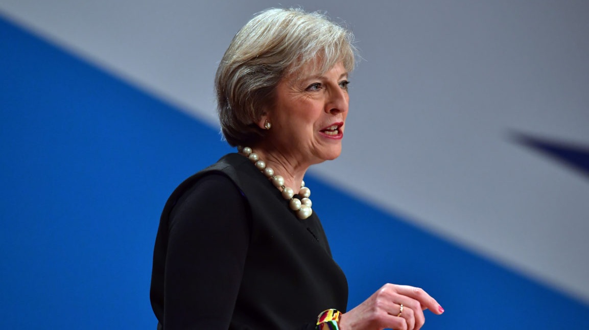 Σκλήρυνε ξαφνικά η Τ.Μέι απέναντι σε Βρυξέλλες – Έκτακτο διάγγελμα για ναυάγιο στις διαπραγματεύσεις με ΕΕ- Τι σημαίνει