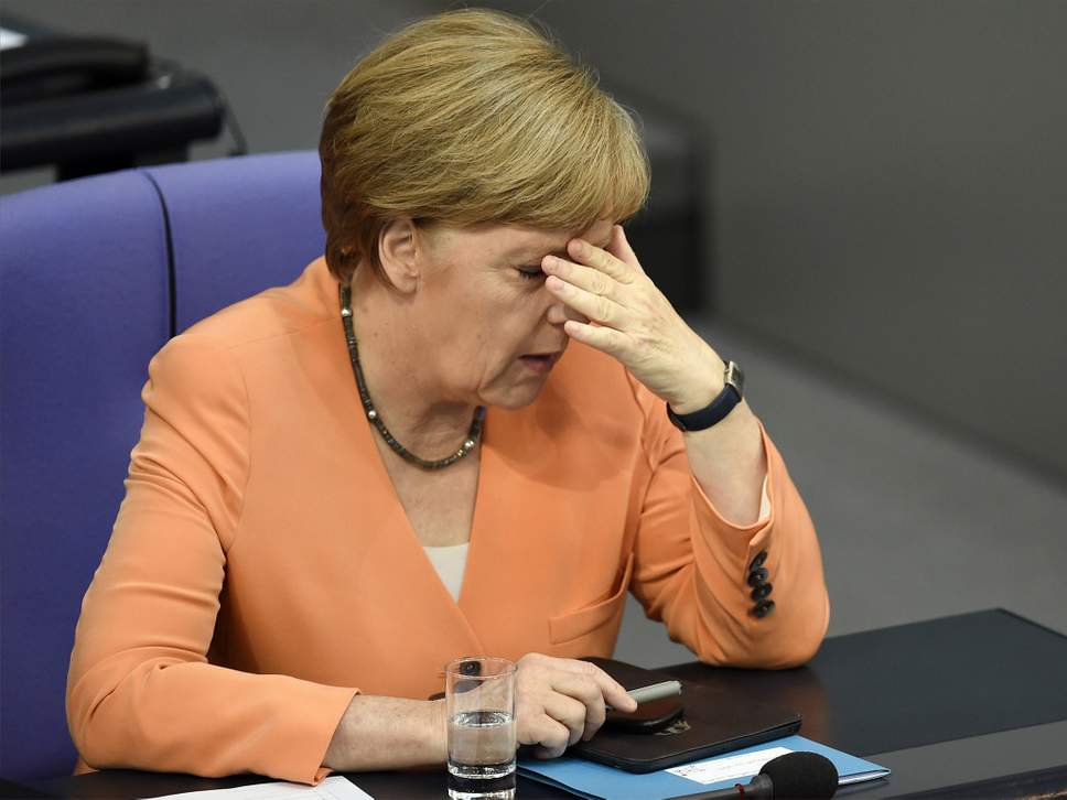 Γερμανία: Συνεχίζει να «γκρινιάζει» το SPD για τον επικεφαλής των μυστικών υπηρεσιών- Θέλει επανεξέταση της υπόθεσης