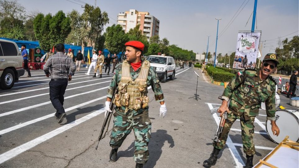 Αντικυβερνητική αραβική οργάνωση ανέλαβε την ευθύνη για τη φονική επίθεση στο νότιο Ιράν