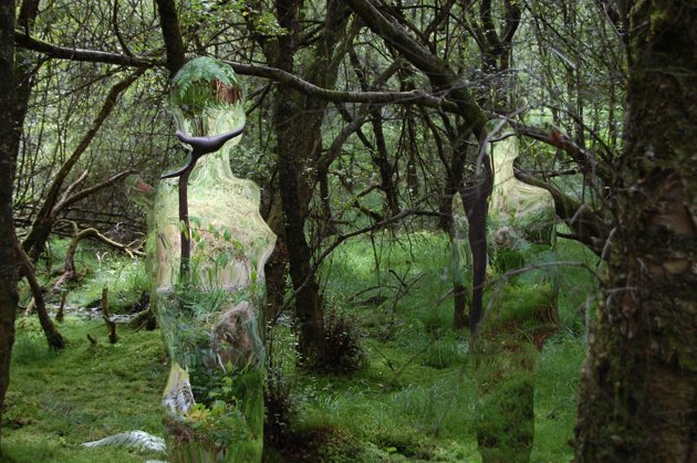 Υπάρχουν «αόρατα» όντα που μας παρακολουθούν; – Τι λένε οι επιστήμονες (βίντεο)