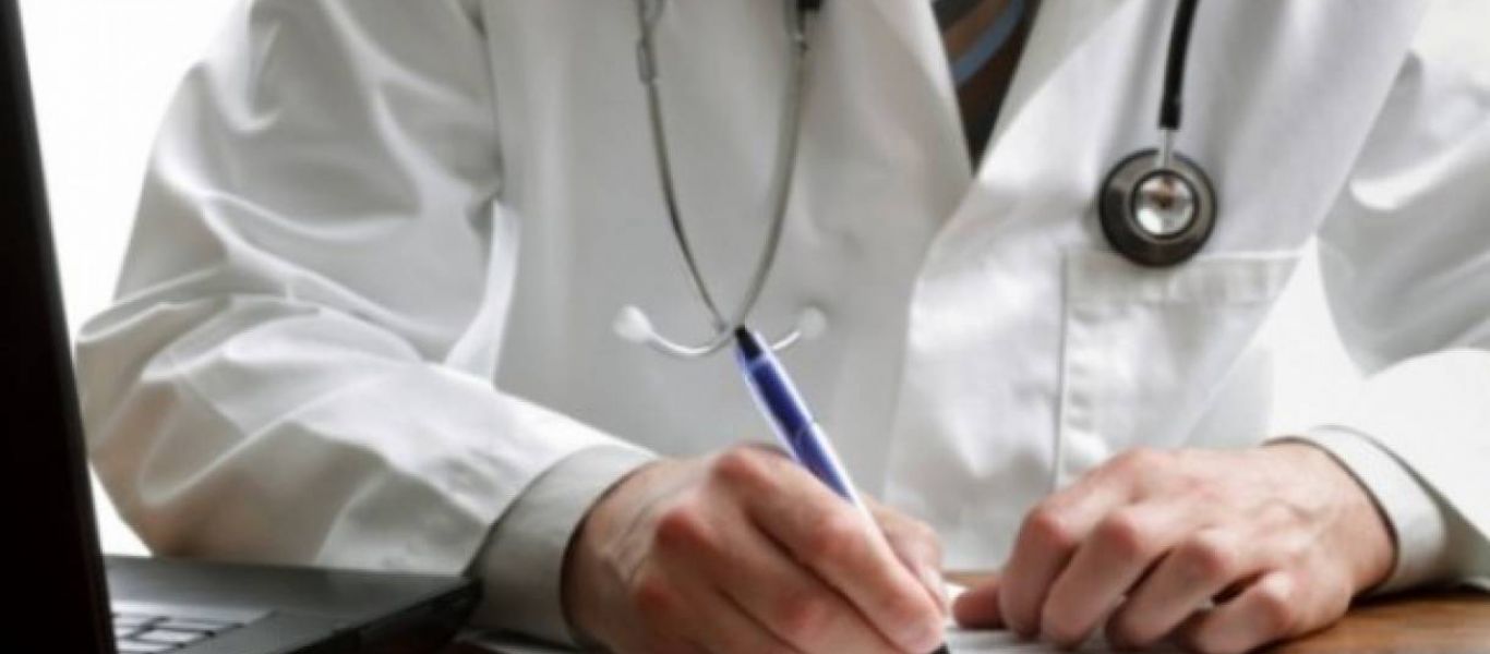 «Εμπλοκή» συντάξεων για 4.350 υγειονομικούς και γιατρούς – Ζουν με 500 ευρώ το μήνα