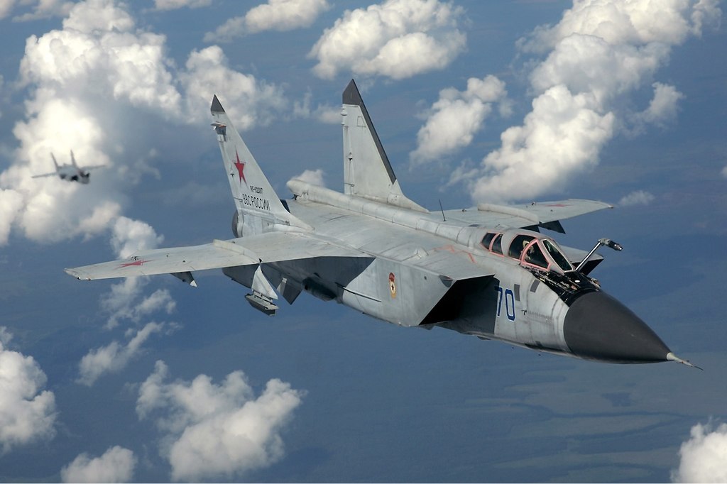 MiG-31: Το αεροσκάφος που αγγίζει τα όρια της στρατόσφαιρας