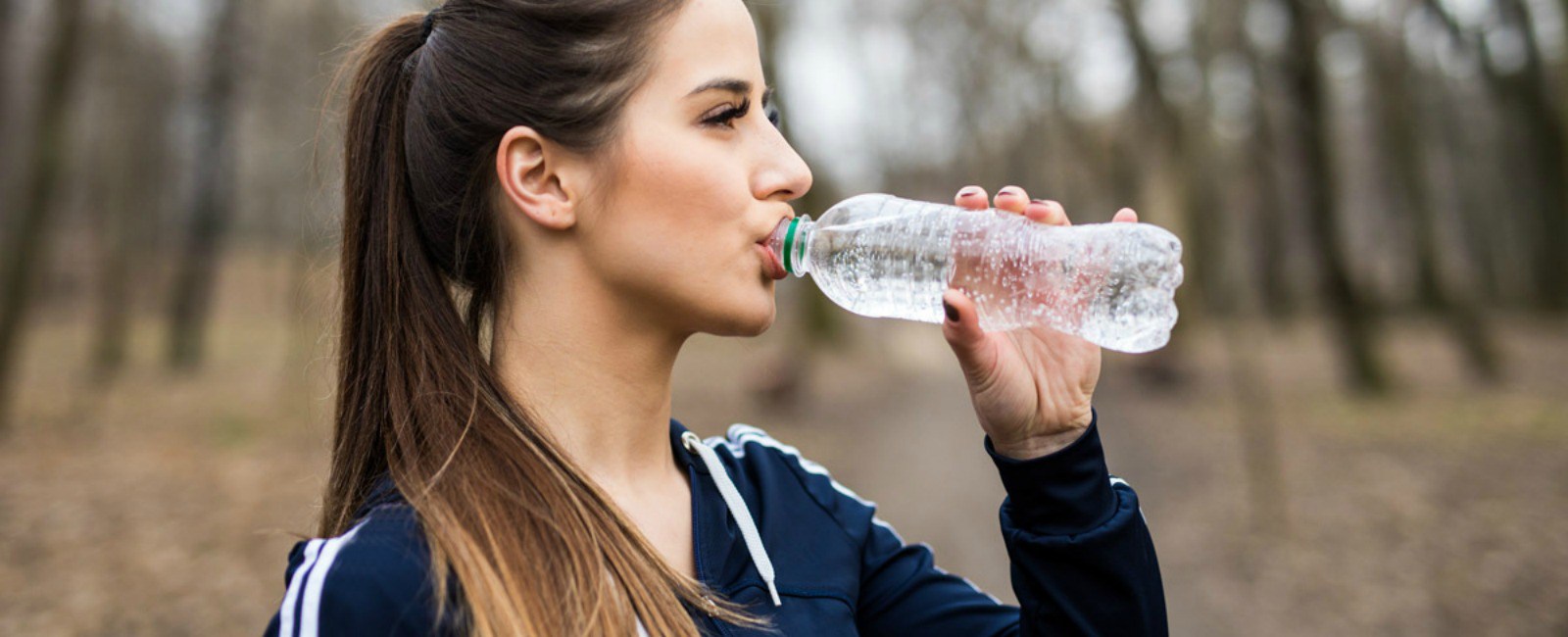 Ξαναγεμίζετε τα πλαστικά μπουκάλια με νερό; – Δείτε γιατί πρέπει να σταματήσετε αμέσως! (βίντεο)