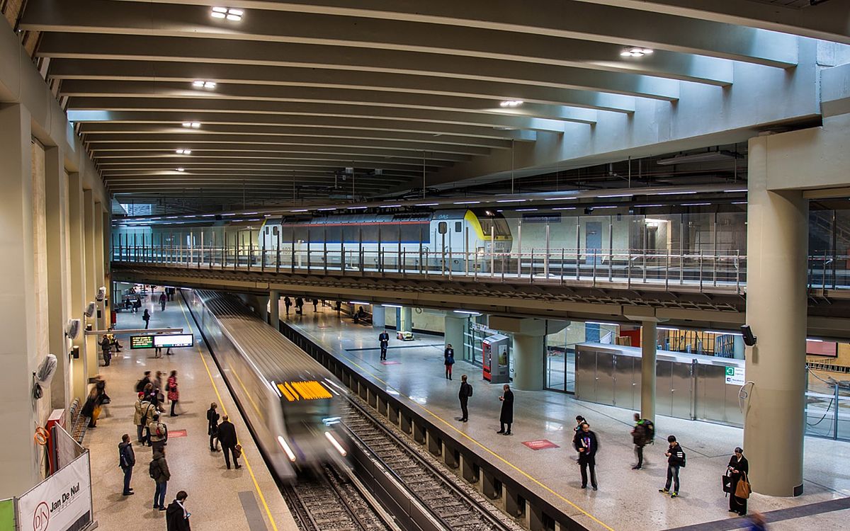 Συναγερμός στις Βρυξέλλες: Τοξικά αέρια στο μετρό – 15 άτομα στο νοσοκομείο