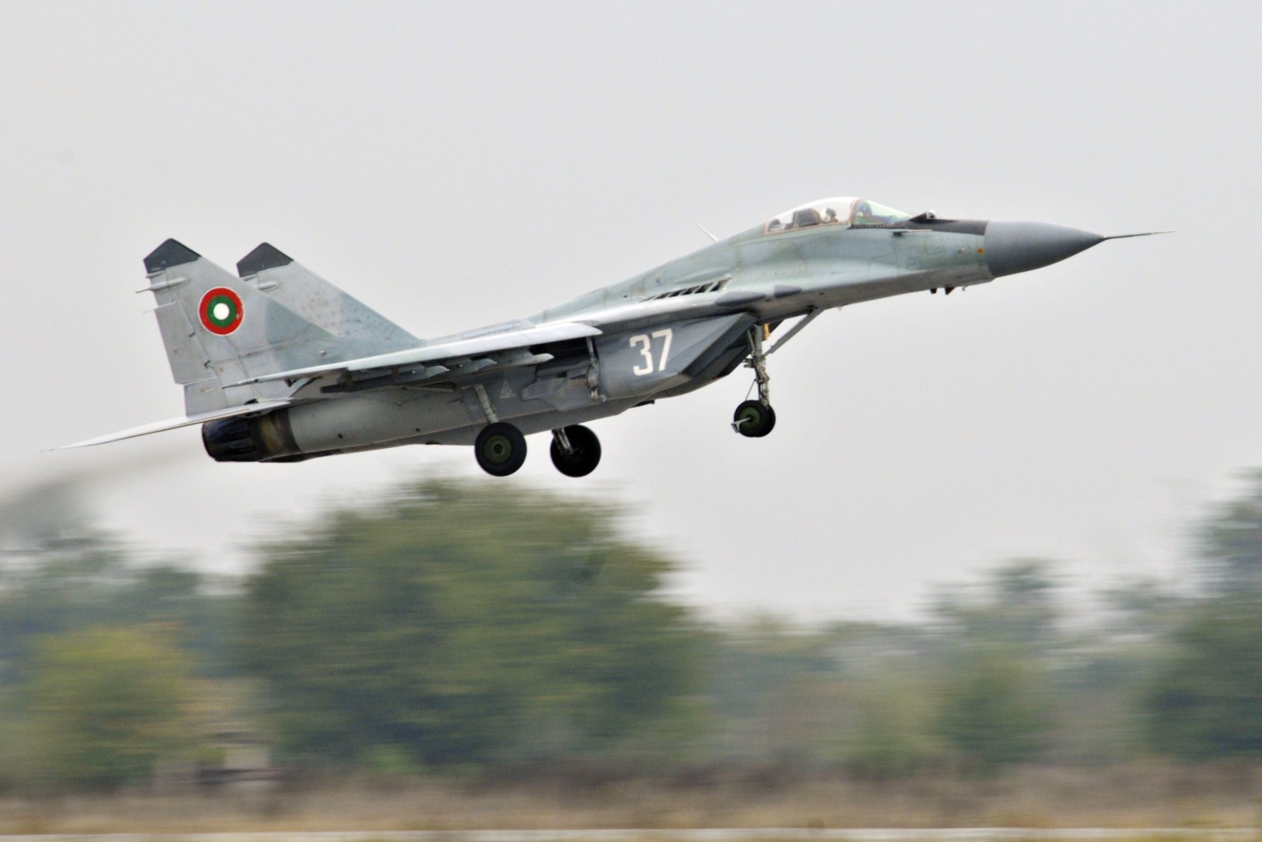 Προτάσεις σε Βουλγαρία από χώρες του ΝΑΤΟ για την αντικατάσταση των MiG-29 – Την γλιτώνουν τα F-16 block 30 της ΠΑ