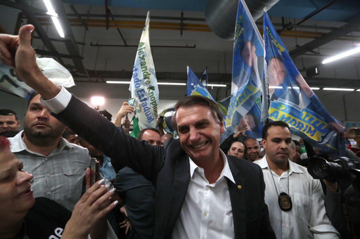 Η Δεξιά σαρώνει και στην Βραζιλία – Βέβαιη η εκλογή Ζ.Μπολσονάρου στον β’ γύρο – Όλα ξεκίνησαν από τη νίκη Τραμπ το 2016