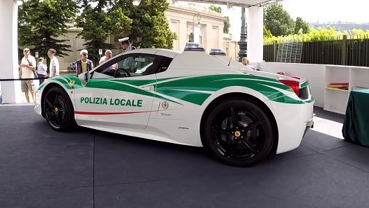 Η αστυνομία του Μιλάνο έχει περιπολικό Ferrari (βίντεο)