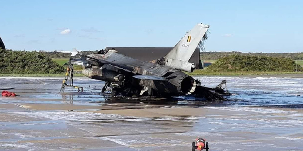 Φωτιά και εκρήξεις σε αεροπορική βάση στο Βέλγιο -Κάηκε ολοσχερώς F-16 -Δύο τραυματίες (φώτο)