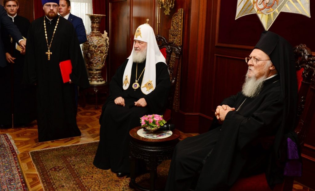 Ουκρανία: Ο Βαρθολομαίος επανέφερε τον σχισματικό Φιλάρετο  -Υφαρπαγή περιουσίας από Ουκρανική Εκκλησία