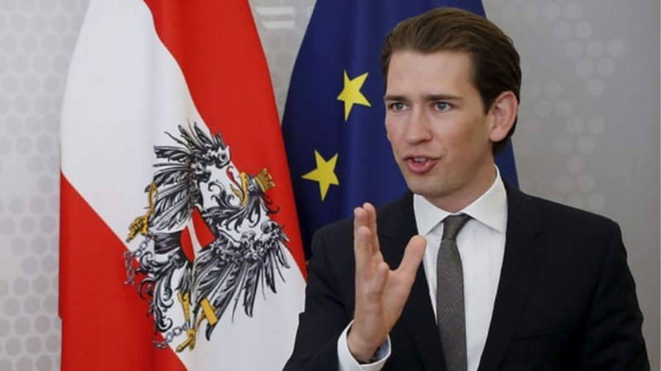 Αυστριακός Καγκελάριος: «”Διασώστες” και διακινητές παράνομων μεταναστών στο ίδιο κόλπο»