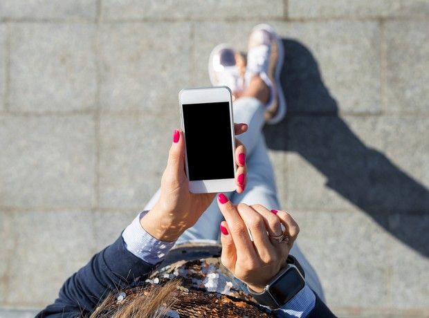 Ξεχάστε τις πρίζες και τα powerbanks: Σύντομα θα φορτίζετε το κινητό σας με την κίνηση του σώματος