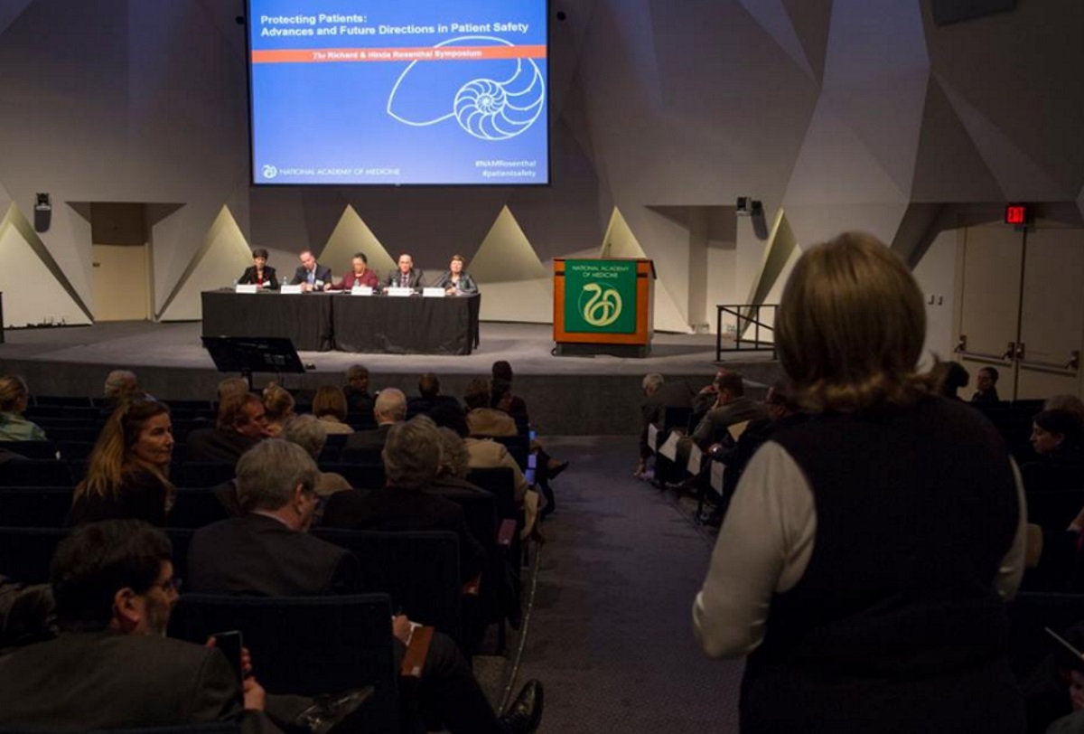 Στο πάνθεον της ιατρικής ο Έλληνας Γιάννης Ιωαννίδης!