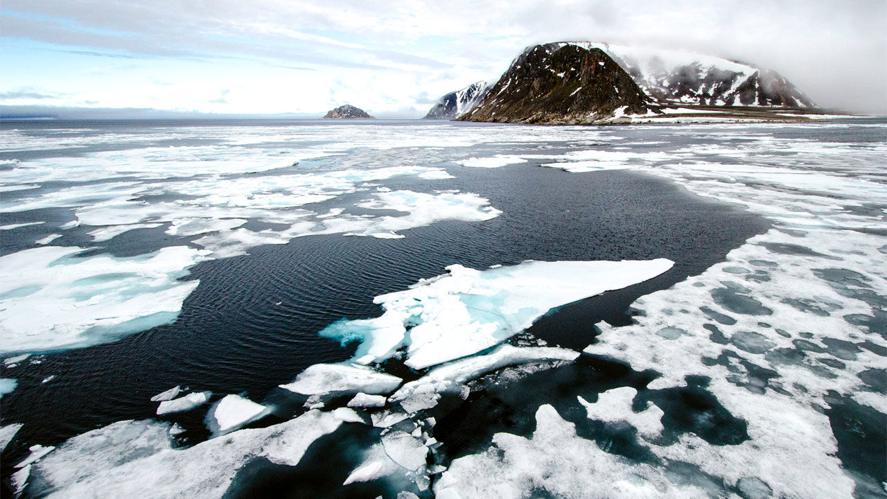 «Αόρατος» κίνδυνος στην Αρκτική απειλεί με αφανισμό την ανθρωπότητα