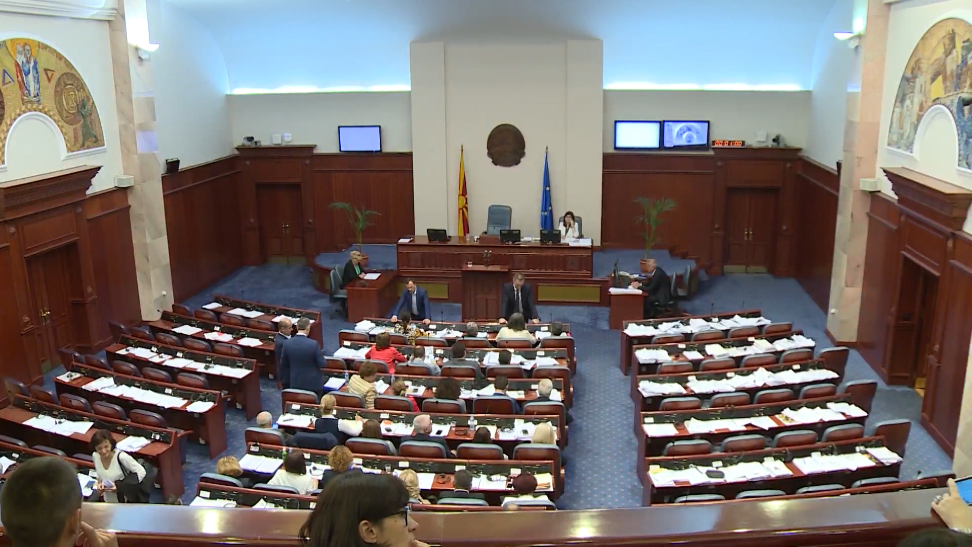 Σκόπια: Τέλος η Συμφωνία των Πρεσπών (για την ώρα…) – Δεν συγκεντρώνει πλειοψηφία ο Ζ.Ζάεφ στην Βουλή…