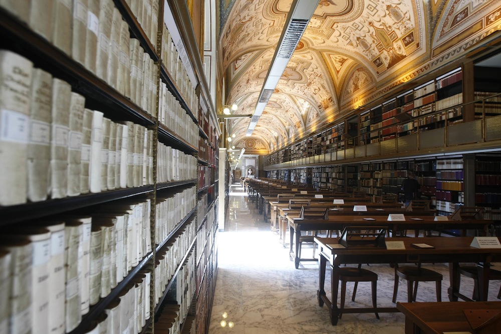 Τα 15 ιστορικά κείμενα που βρίσκονται στα μυστικά αρχεία του Βατικανού