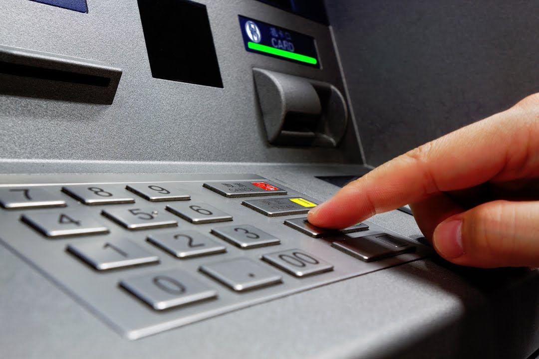 Το γνωρίζατε; – Δείτε γιατί τα PIN στα ATM έχουν 4ψήφιο κωδικό