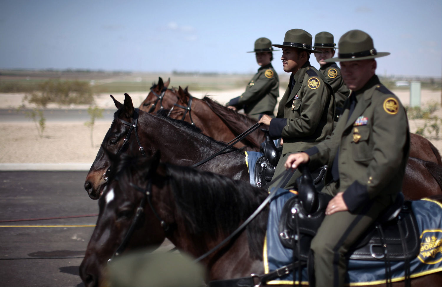 Ο Αμερικανός πρόεδρος έτοιμος να στείλει στρατιωτικές μονάδες για τη φύλαξη των συνόρων με το Μεξικό