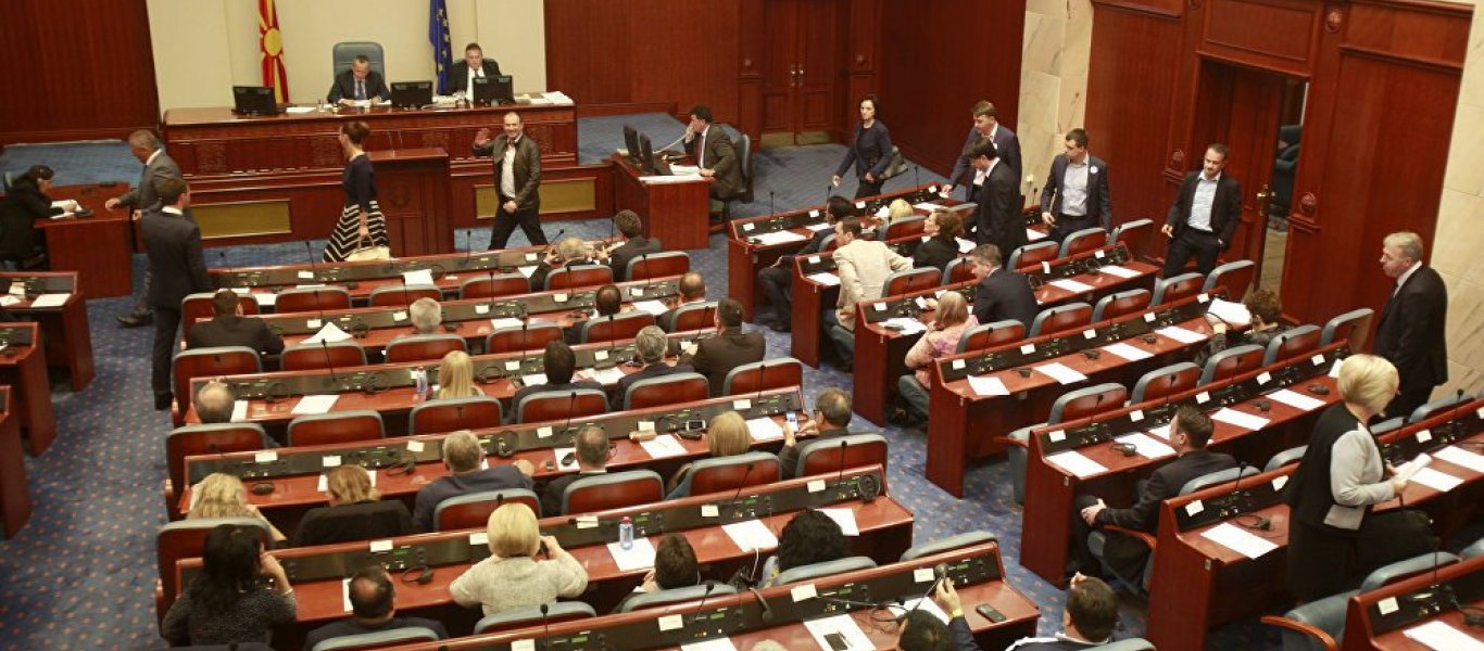 Η Μόσχα δεν αναγνωρίζει την απόφαση του σκοπιανού κοινοβουλίου: «Οι ΗΠΑ ενορχήστρωσαν την ψηφοφορία παρωδία»