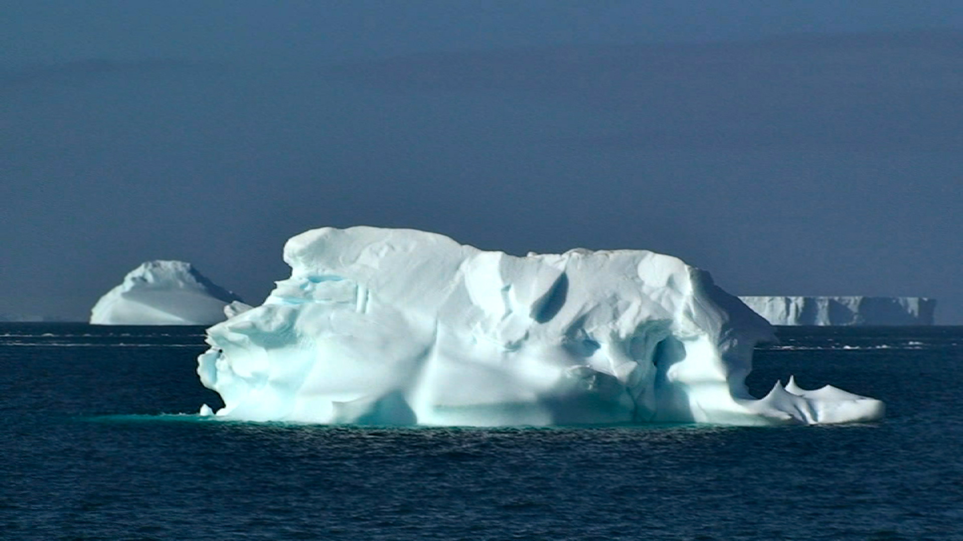 Ανταρκτική: Δείτε την αποκόλληση ενός τεράστιου παγόβουνου (βίντεο)