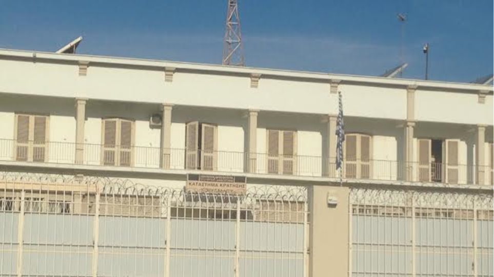 Εκτεταμένη συμπλοκή στις φυλακές Βόλου – Μεταφέρθηκαν στο νοσοκομείο 5 κρατούμενοι