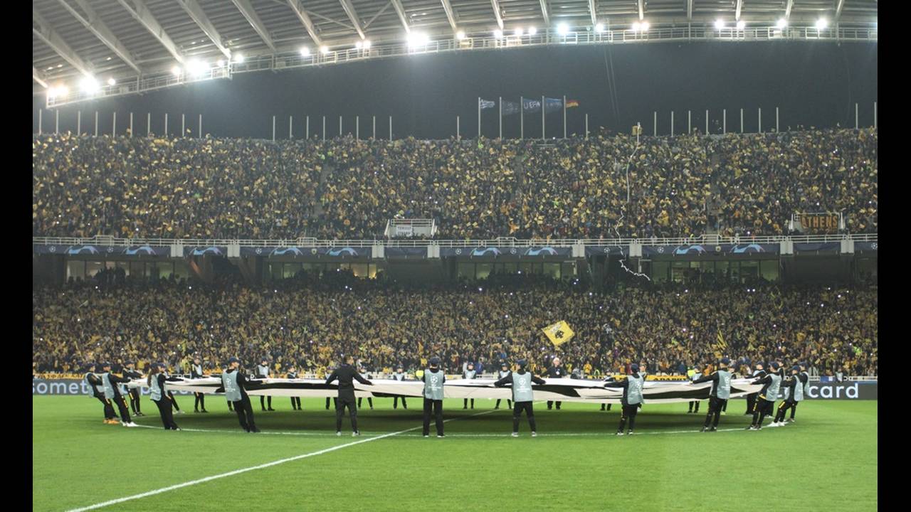 Ανησυχία της UEFA για τη στατική επάρκεια στο άνω διάζωμα του ΟΑΚΑ – Βίντεο δείχνει μεγάλη ταλάντωση