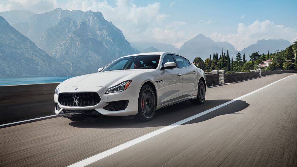 Βίντεο: Παρανάλωμα δεκάδες ολοκαίνουργιες Maserati σε λιμάνι της Ιταλίας!