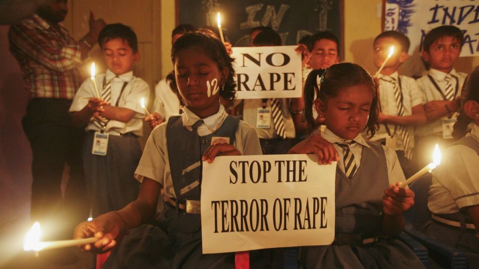 Ινδία: Νοσοκόμος και άλλοι τέσσερις κακομεταχειρίστηκαν ερωτικά 4χρονο κοριτσάκι σε νοσοκομείο!