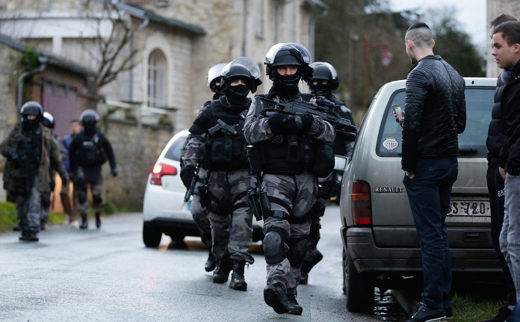 Θρίλερ στη Γαλλία: Βρέθηκε νεκρός χωροφύλακας στην επίσημη κατοικία του πρωθυπουργού της χώρας