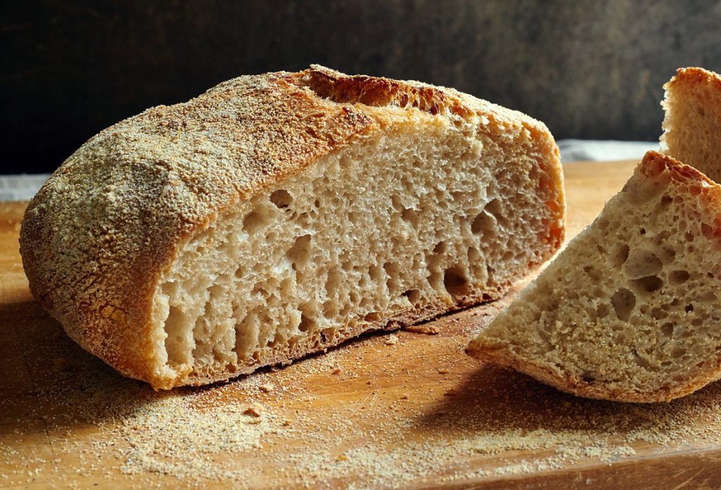 Διαιτολόγος αποκαλύπτει ποιο είναι το πιο υγιεινό ψωμί
