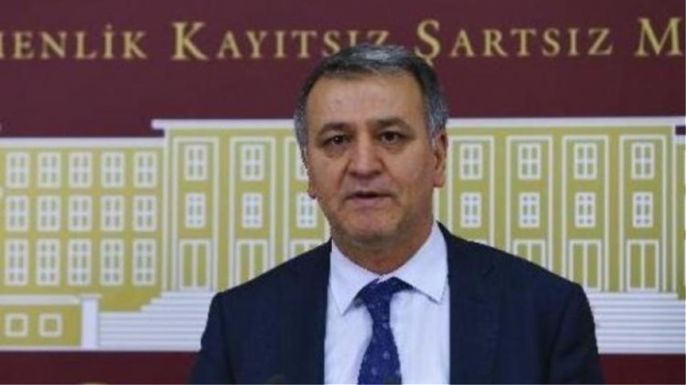 Τουρκία: 2,5 χρόνια σε βουλευτή του φιλοκουρδικού κόμματος για τρομοκρατία