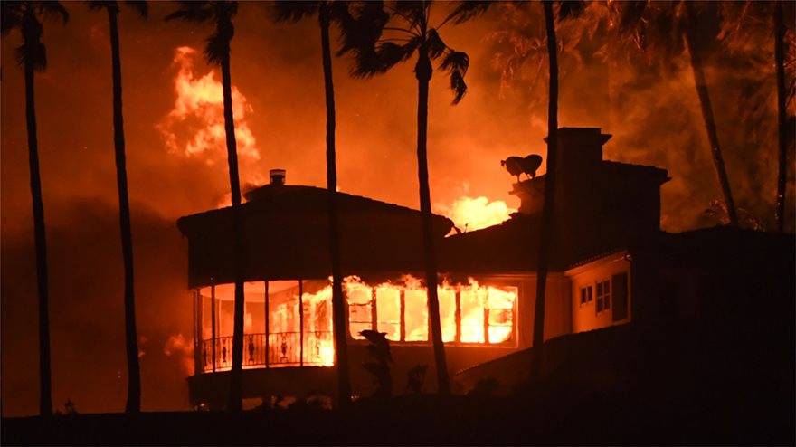 Καλιφόρνια: Στους 11 οι νεκροί και στους 35 οι αγνοούμενοι από τις καταστροφικές πυρκαγιές