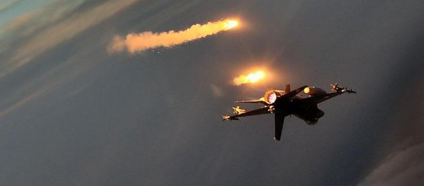 Τουρκικά μαχητικά F-16 βομβάρδισαν κουρδικούς στόχους στο Βόρειο Ιράκ