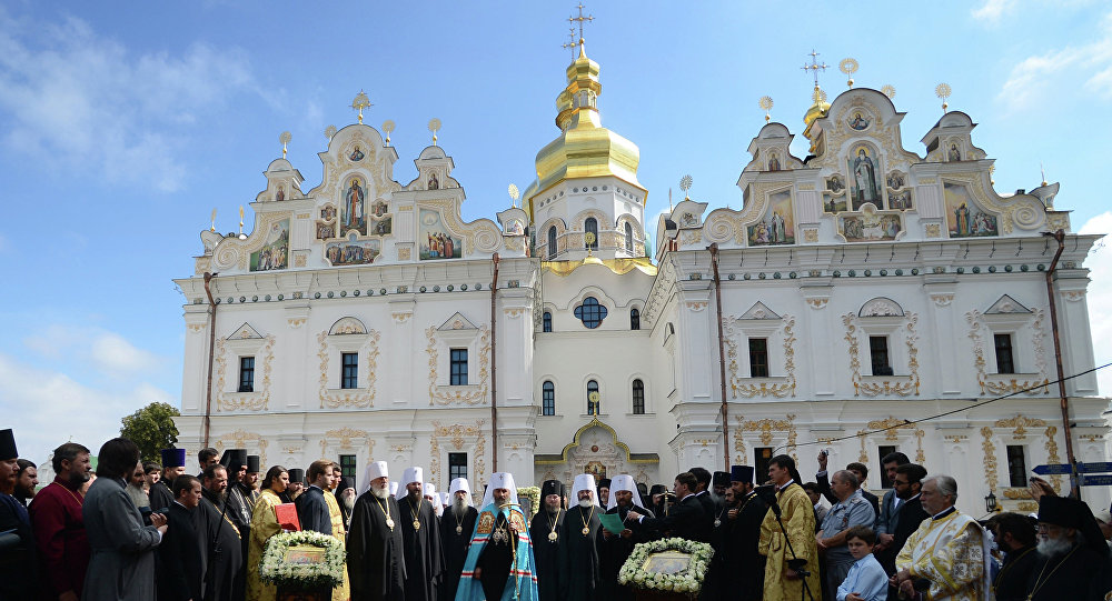 Η Κανονική Ουκρανική Ορθόδοξη Εκκλησία διακόπτει κάθε δεσμό με το Οικουμενικό Πατριαρχείο